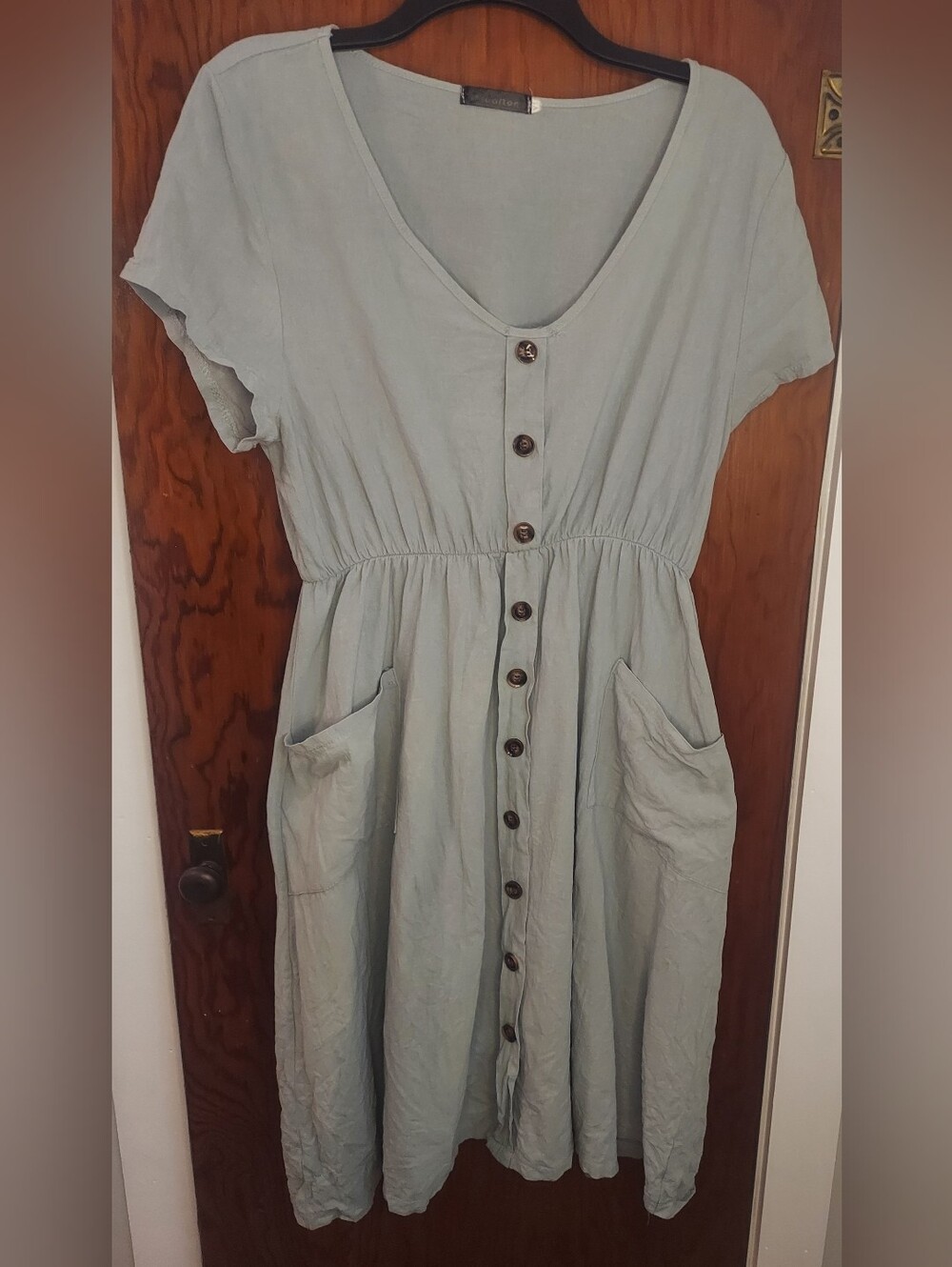 Casual Button-Front Women’s Dress in Sage Green